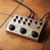 VE-8 Acoustic Singer
