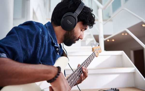 Roland RH-5 Headphones UAE – Comfortable, Accurate & Affordable