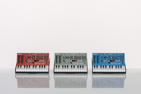 SH-01A Synthesizer Four Times the Sounds in A Fraction of the Size