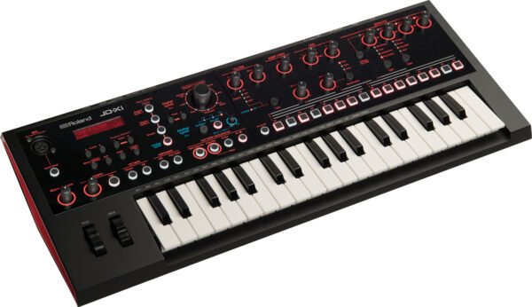 JD-Xi Interactive Analog/Digital Crossover Synthesizer