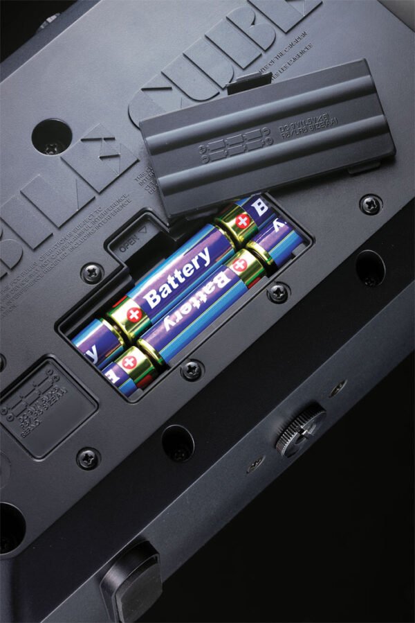 MOBILE CUBE Battery-Powered Stereo Amplifier