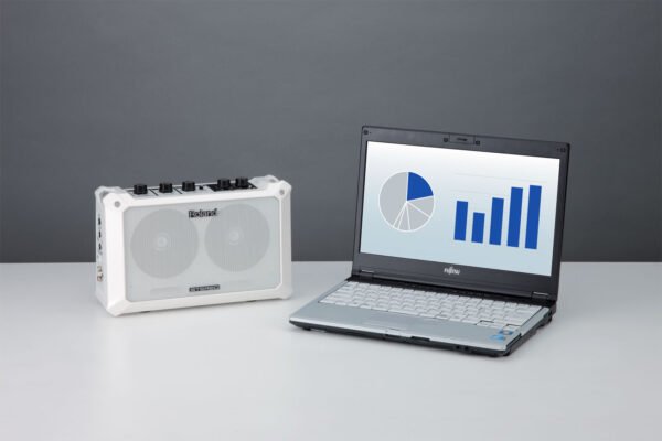 MOBILE BA Battery-Powered Stereo Amplifier