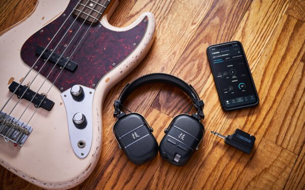 WAZA-AIR BASS Wireless Personal Bass Amplification System